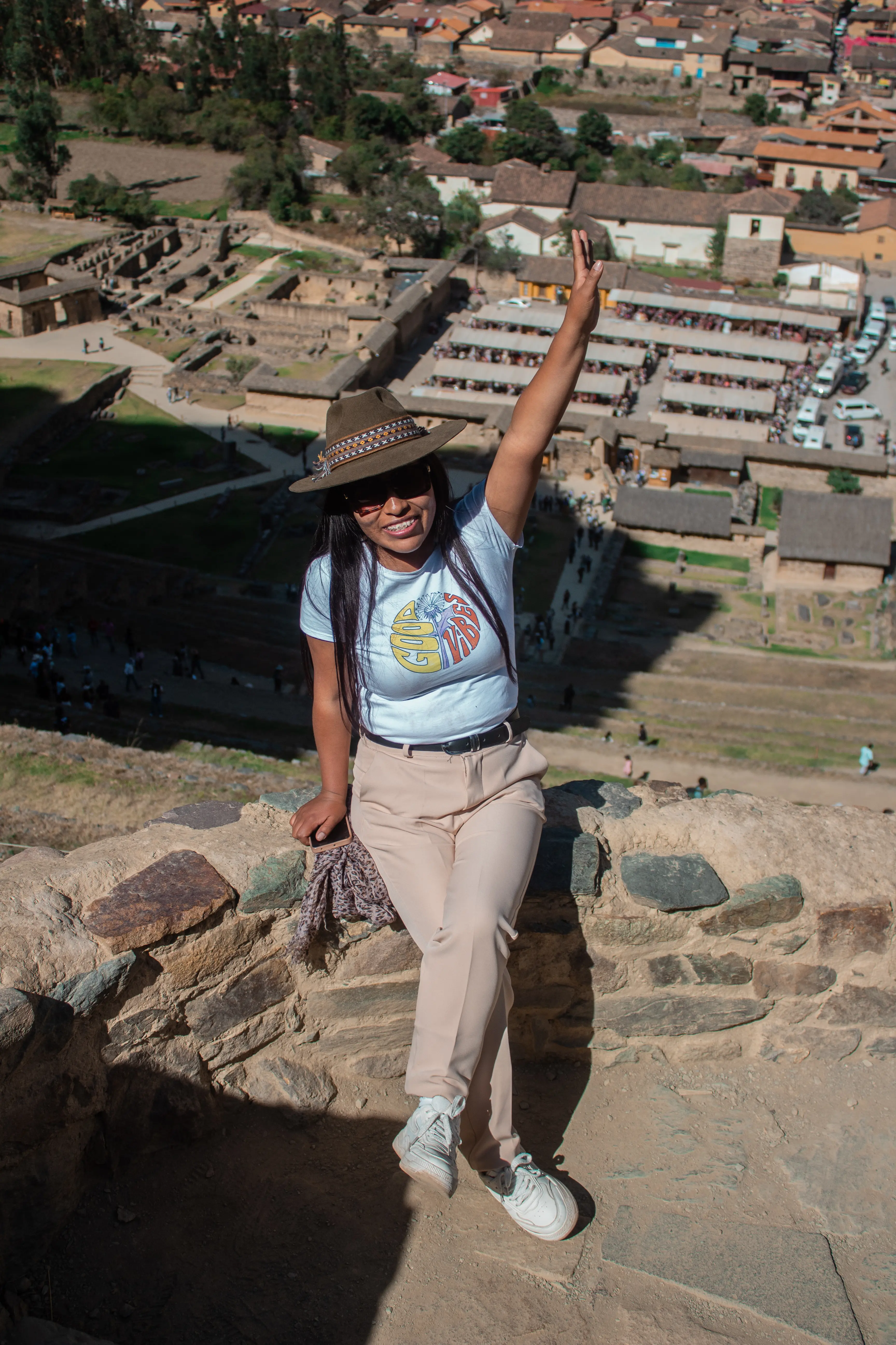 Turista en Ollantaytambo